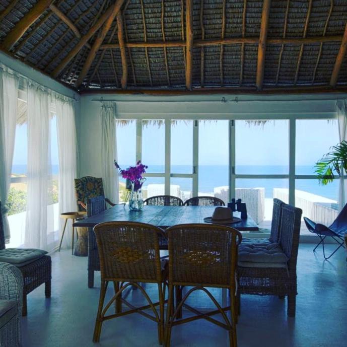 Mar-Me-Quer, Eco Beach Retreat 이냠바느 외부 사진