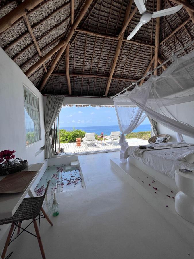 Mar-Me-Quer, Eco Beach Retreat 이냠바느 외부 사진
