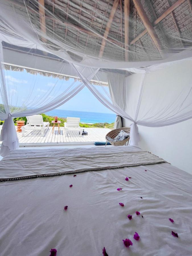 Mar-Me-Quer, Eco Beach Retreat 이냠바느 외부 사진