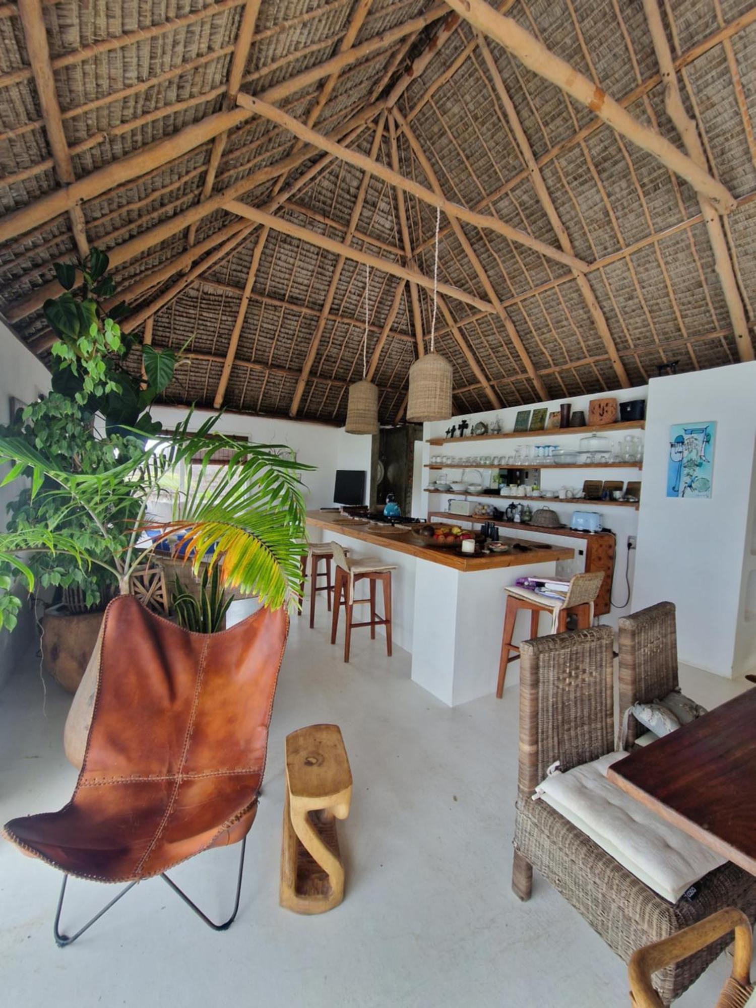 Mar-Me-Quer, Eco Beach Retreat 이냠바느 외부 사진