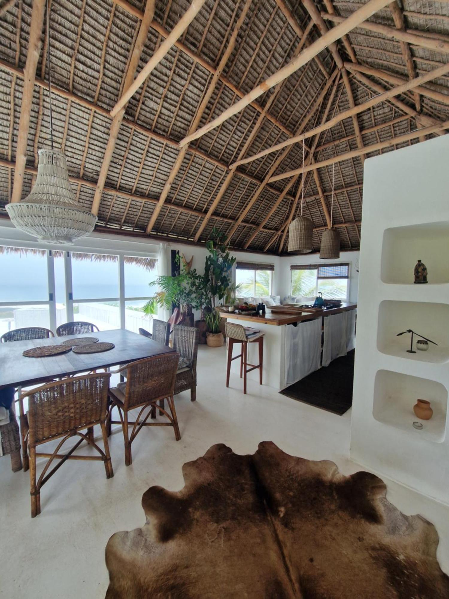 Mar-Me-Quer, Eco Beach Retreat 이냠바느 외부 사진